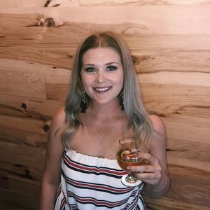 Meet your Posher, Marisa